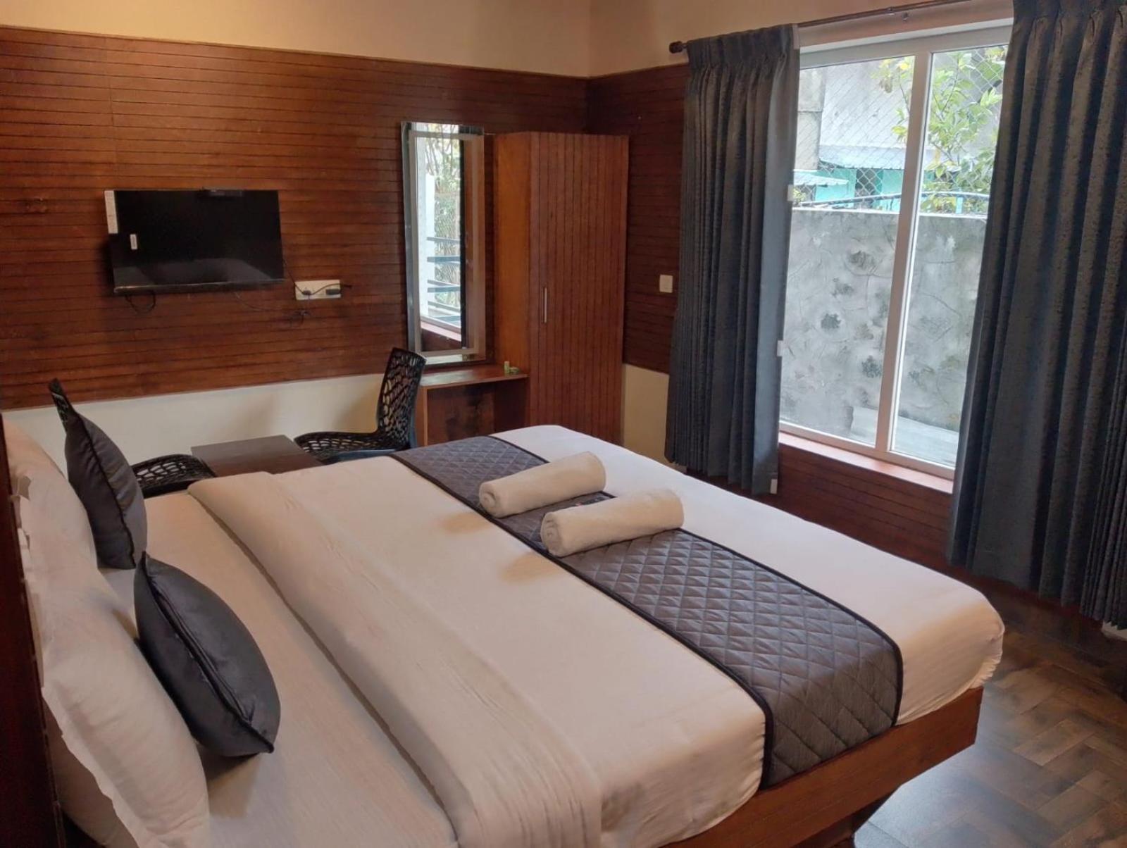 Misty Valley Inn Кодайканал Екстериор снимка